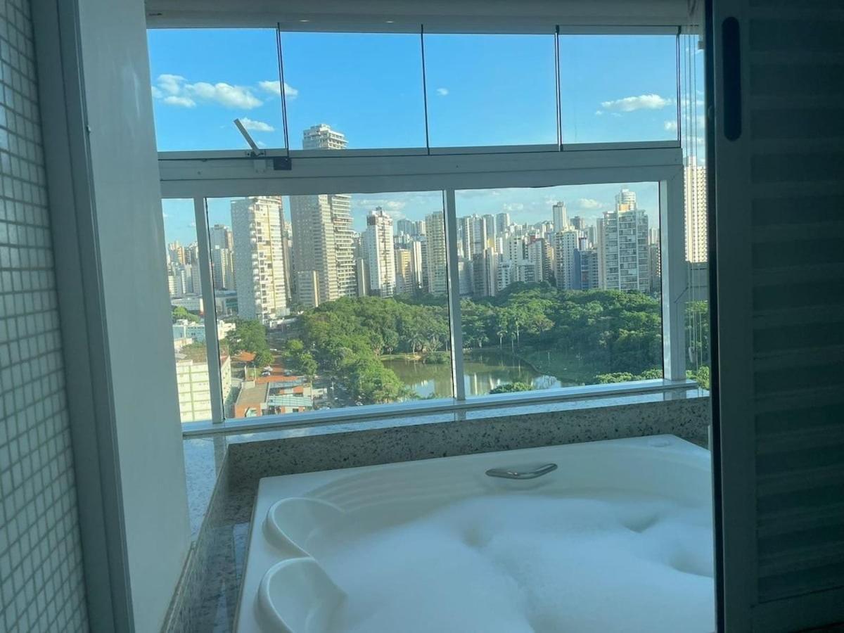 1 Qts.| 2 Hosp. | Jacuzzi Na Varanda | Linda Vista جويانيا المظهر الخارجي الصورة